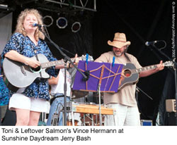 Toni & Leftover Salmon's Vince Hermann at Sunshine Daydream Jerry Bash